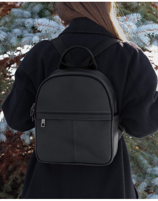 Women's backpack made of genuine leather F 63